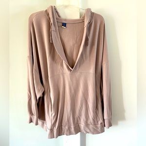 Old Navy 3x tan terry hoodie. Good condition, barely worn.